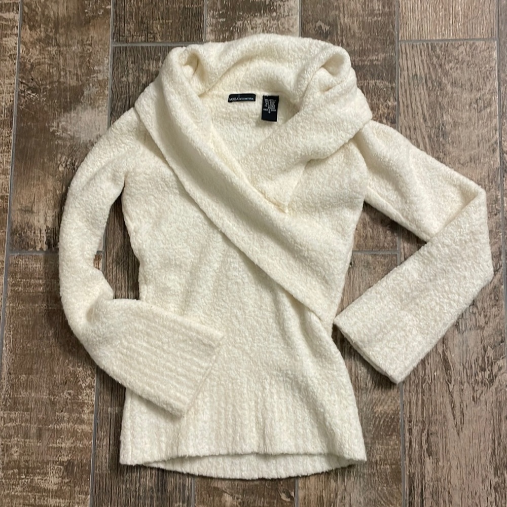 Moda International Sweater Y2K - Small